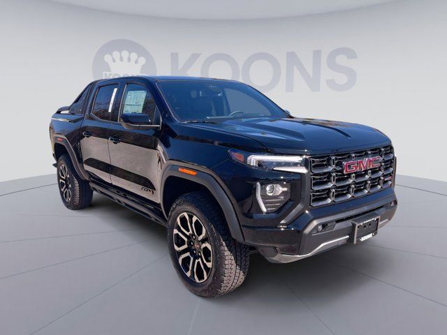 2025 GMC Canyon 4WD AT4
