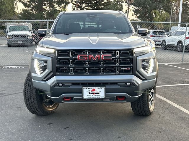 2025 GMC Canyon 4WD AT4