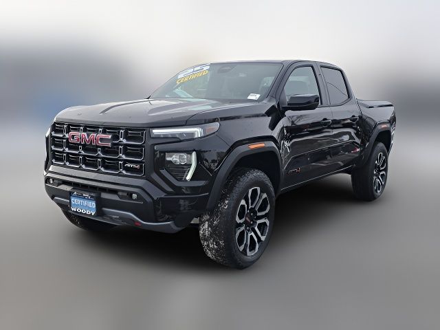 2025 GMC Canyon 4WD AT4