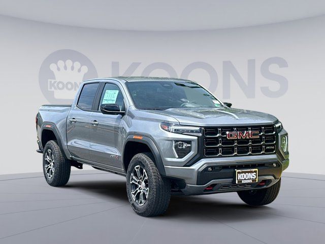 2025 GMC Canyon 4WD AT4