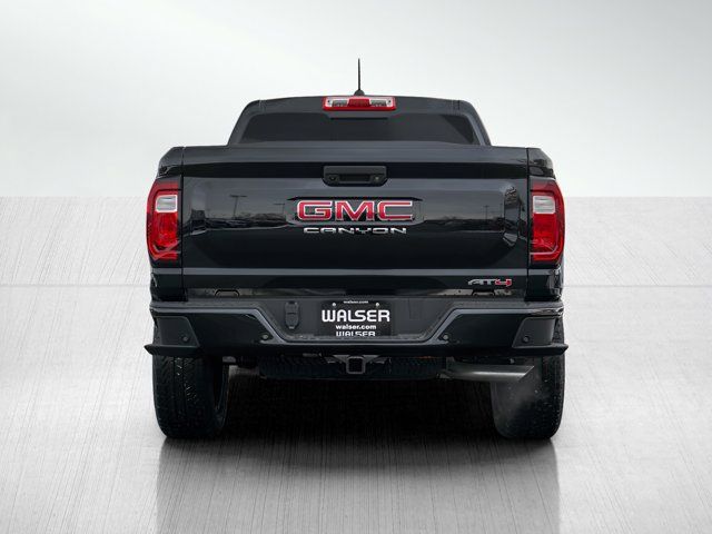 2025 GMC Canyon 4WD AT4