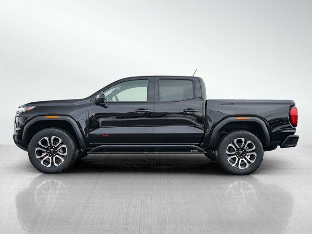 2025 GMC Canyon 4WD AT4