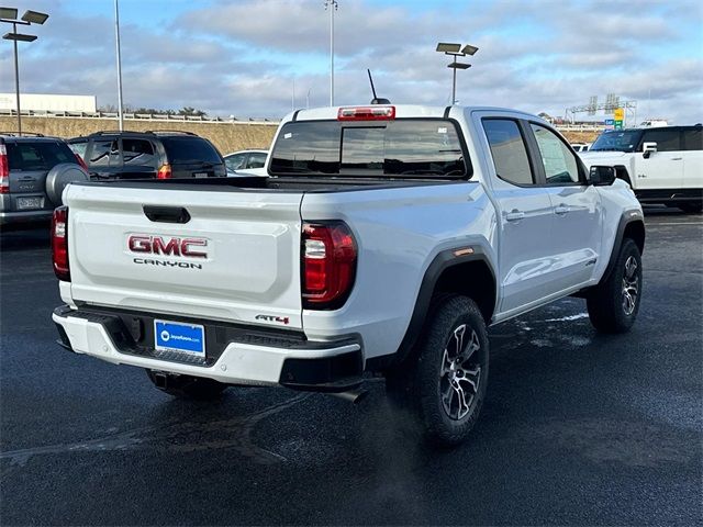 2025 GMC Canyon 4WD AT4