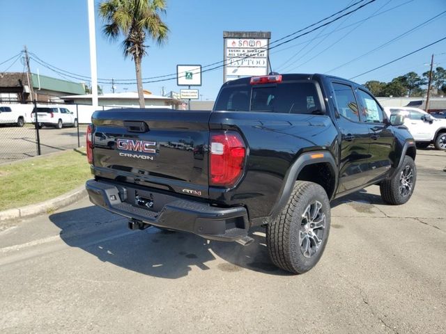 2025 GMC Canyon 4WD AT4