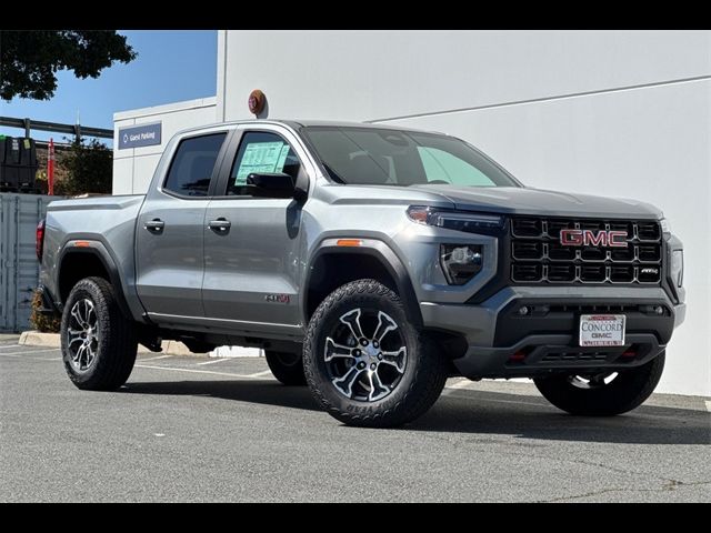 2025 GMC Canyon 4WD AT4