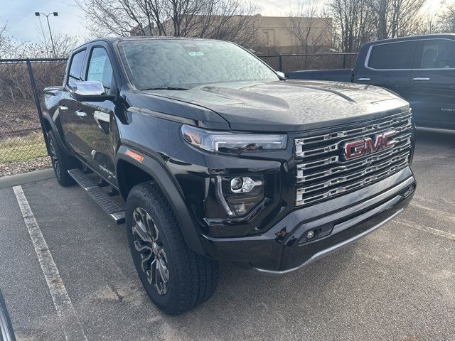 2025 GMC Canyon Denali