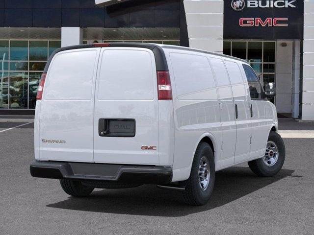 2025 GMC Savana Base