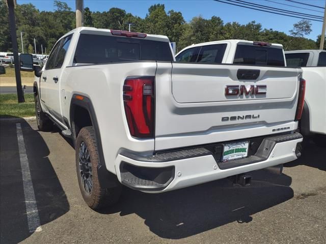 2025 GMC Sierra 2500HD Denali