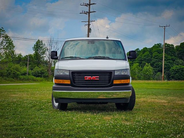 2025 GMC Savana Base