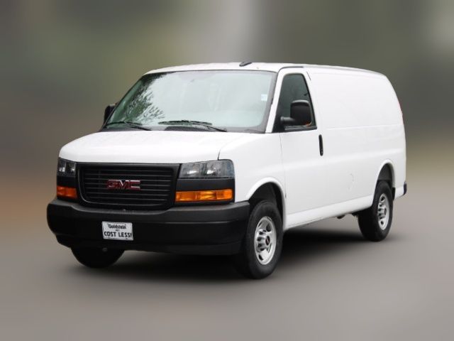 2025 GMC Savana Base