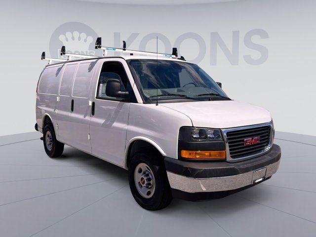 2025 GMC Savana Base