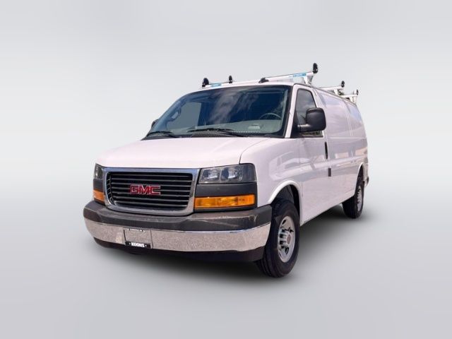 2025 GMC Savana Base