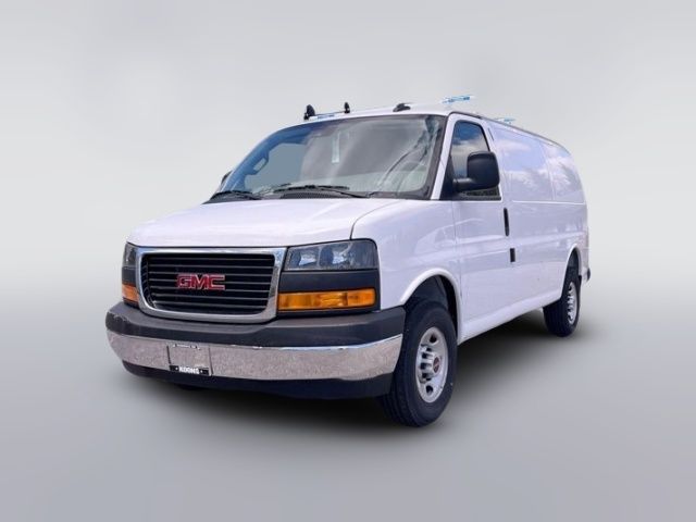2025 GMC Savana Base