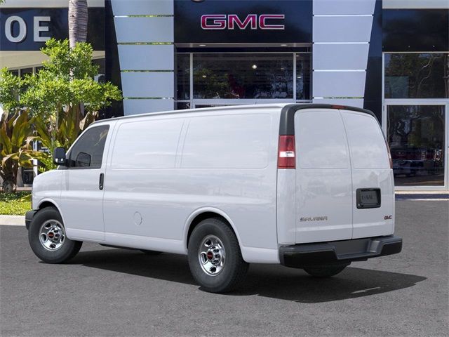 2025 GMC Savana Base