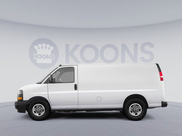 2025 GMC Savana Base