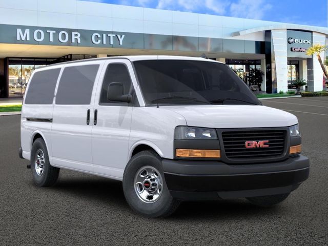 2025 GMC Savana Base