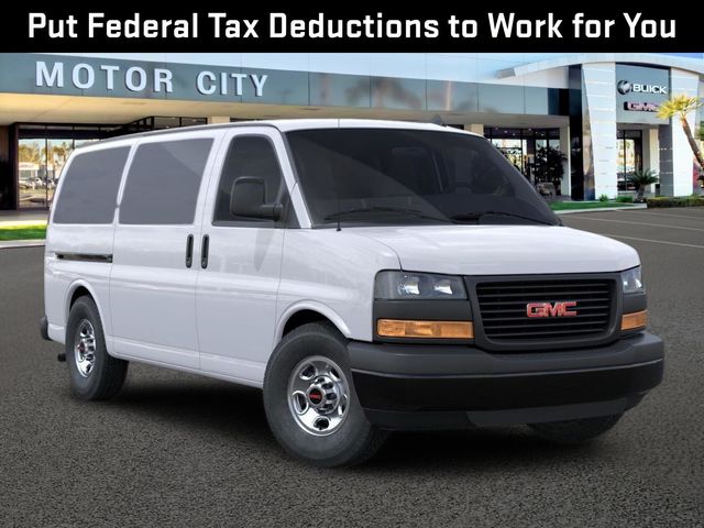 2025 GMC Savana Base