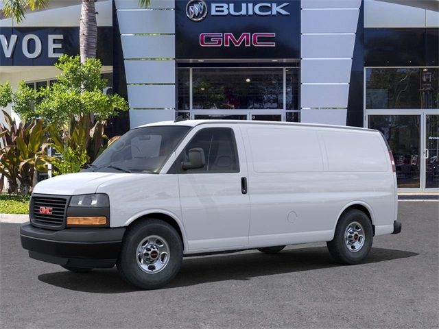 2025 GMC Savana Base