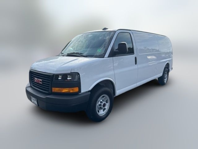 2025 GMC Savana Base