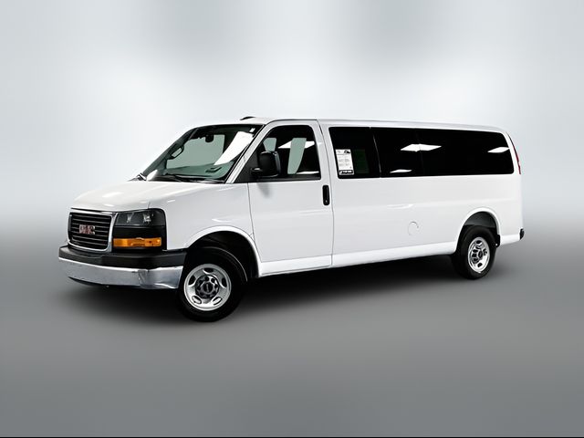 2025 GMC Savana LT