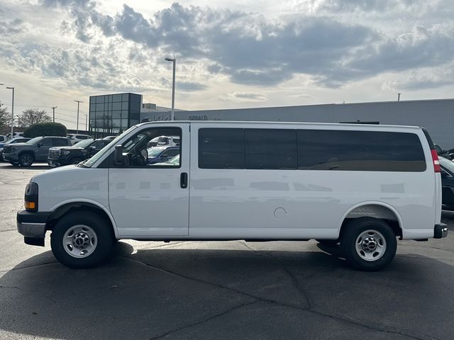 2025 GMC Savana LT