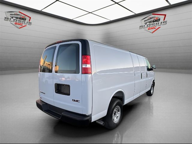 2025 GMC Savana Base