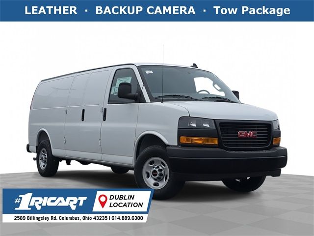 2025 GMC Savana Base