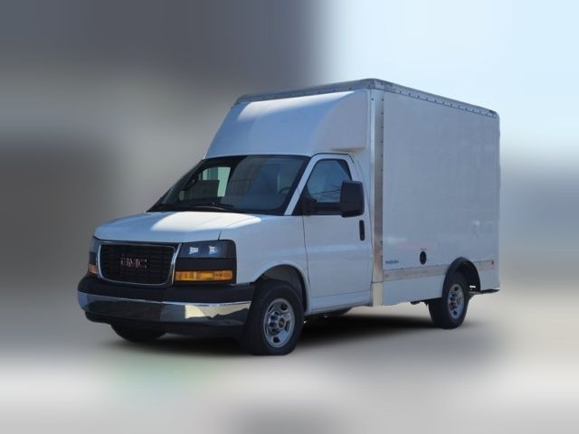 2025 GMC Savana Base