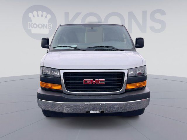 2025 GMC Savana Base