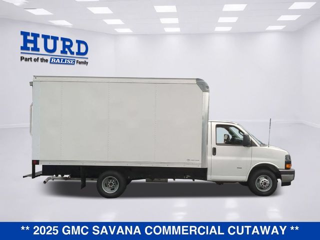 2025 GMC Savana Base