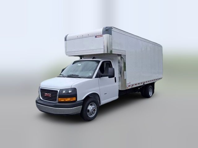 2025 GMC Savana Base