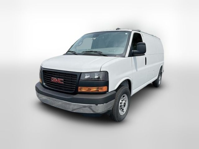 2025 GMC Savana Base