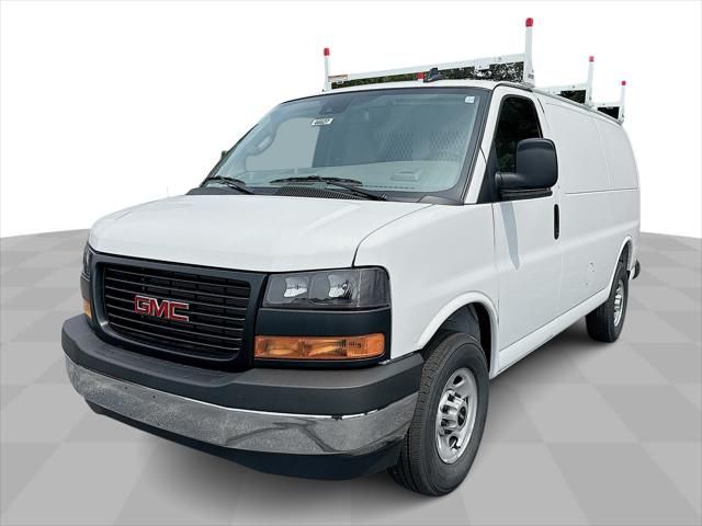 2025 GMC Savana Base