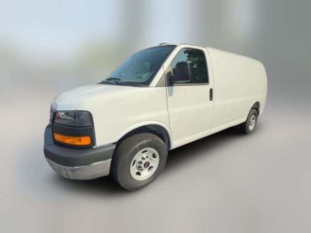 2025 GMC Savana Base