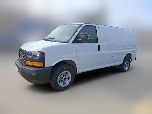 2025 GMC Savana Base