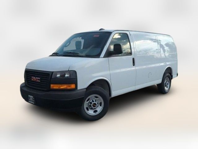 2025 GMC Savana Base