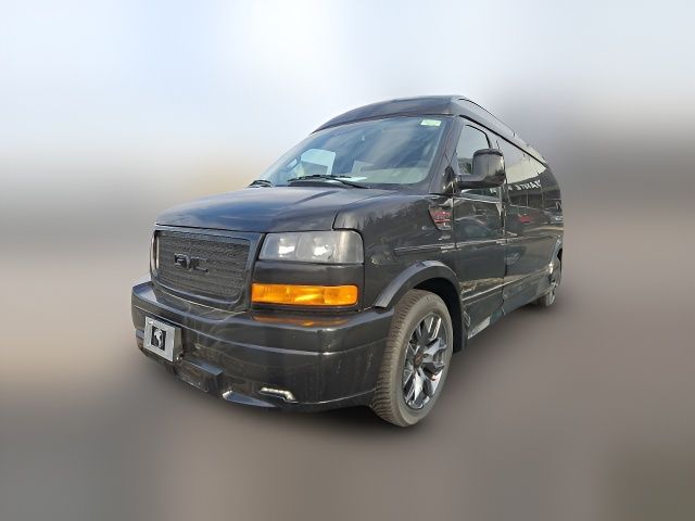 2025 GMC Savana Base