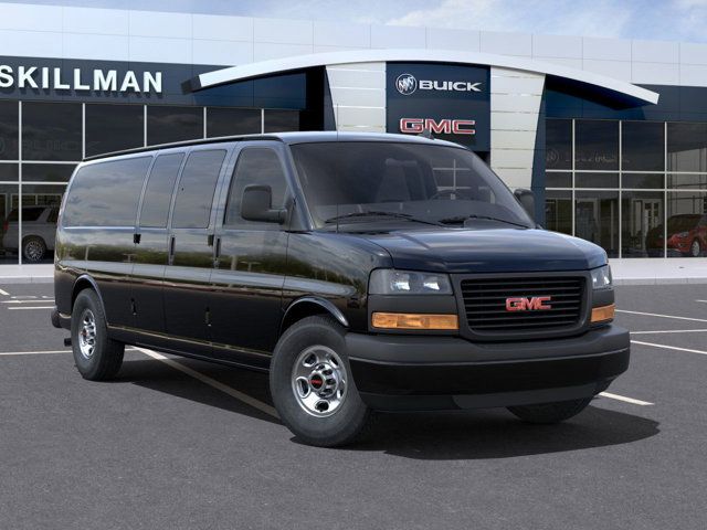2025 GMC Savana Base