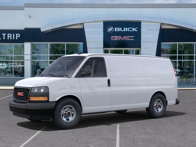 2025 GMC Savana Base