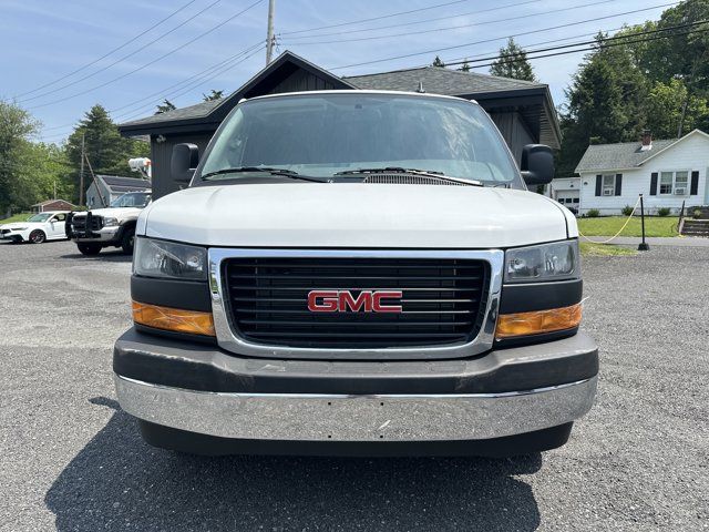 2025 GMC Savana Base