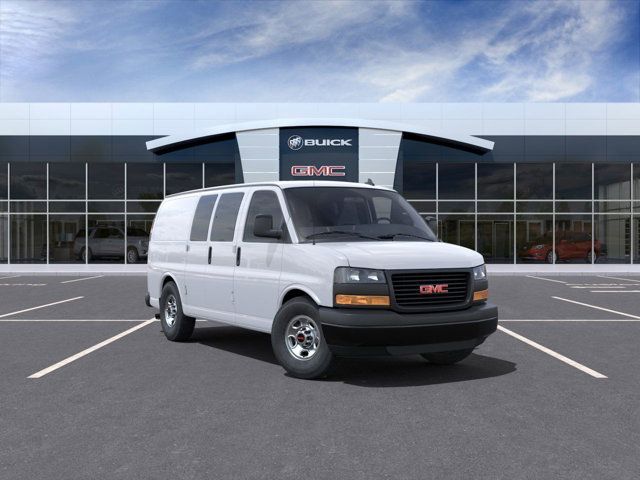 2025 GMC Savana Base