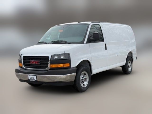 2025 GMC Savana Base