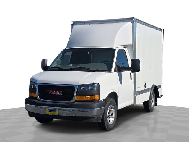 2025 GMC Savana Base