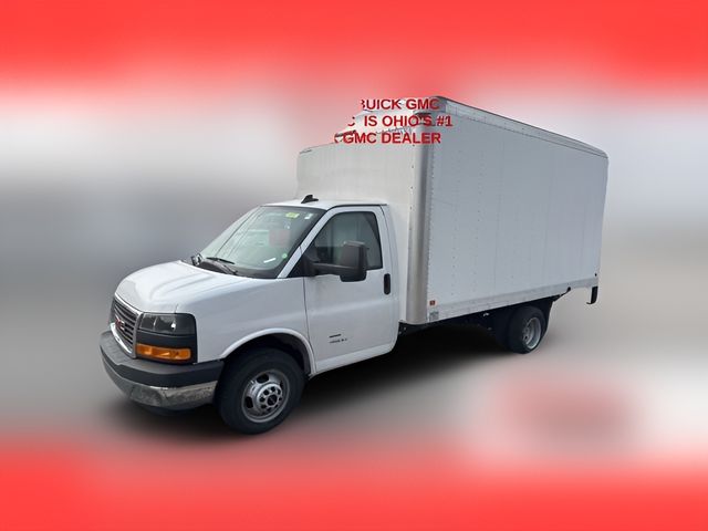 2025 GMC Savana Base