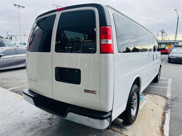2025 GMC Savana LT