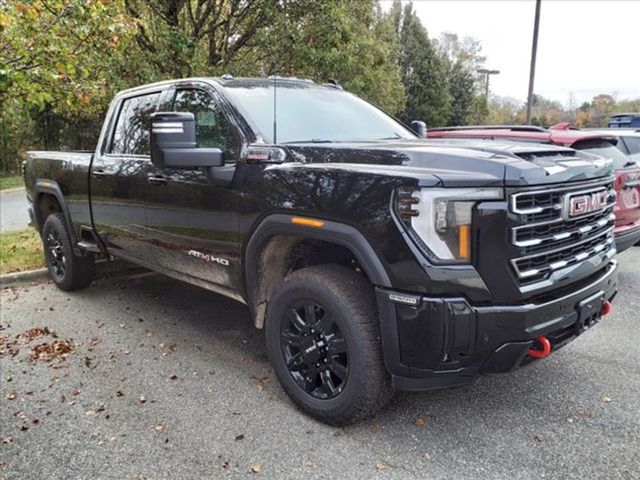 2025 GMC Sierra 2500HD AT4