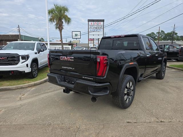 2025 GMC Sierra 2500HD Denali