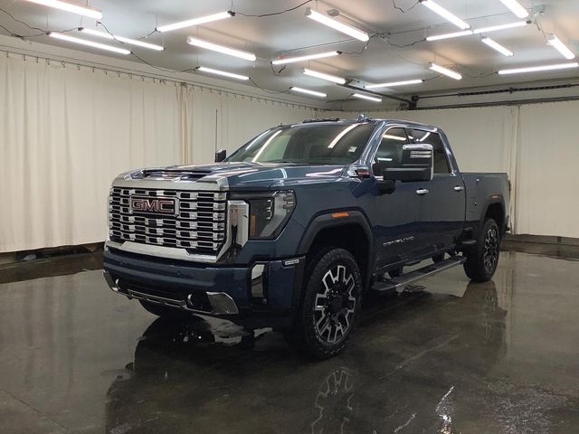 2025 GMC Sierra 2500HD Denali