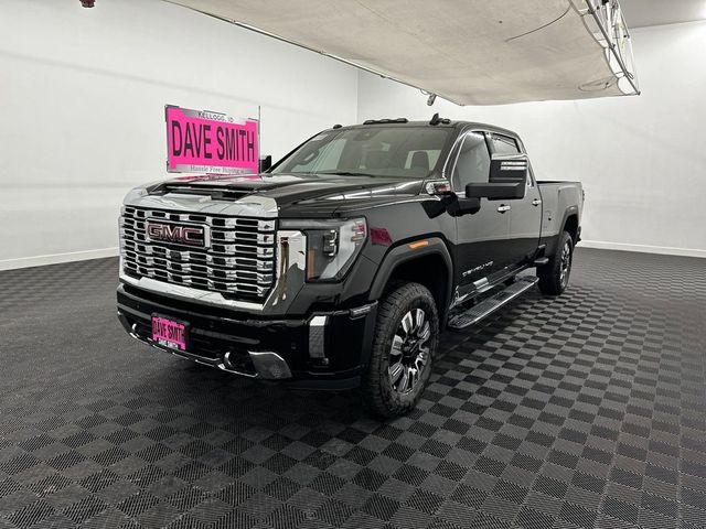 2025 GMC Sierra 2500HD Denali