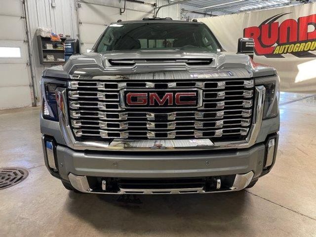 2025 GMC Sierra 2500HD Denali